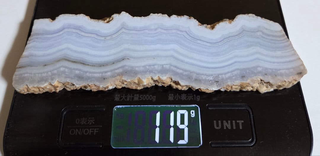 瑪瑙　空色縞瑪瑙　ブルーレースアゲート　119g　W137×D40×t11mm