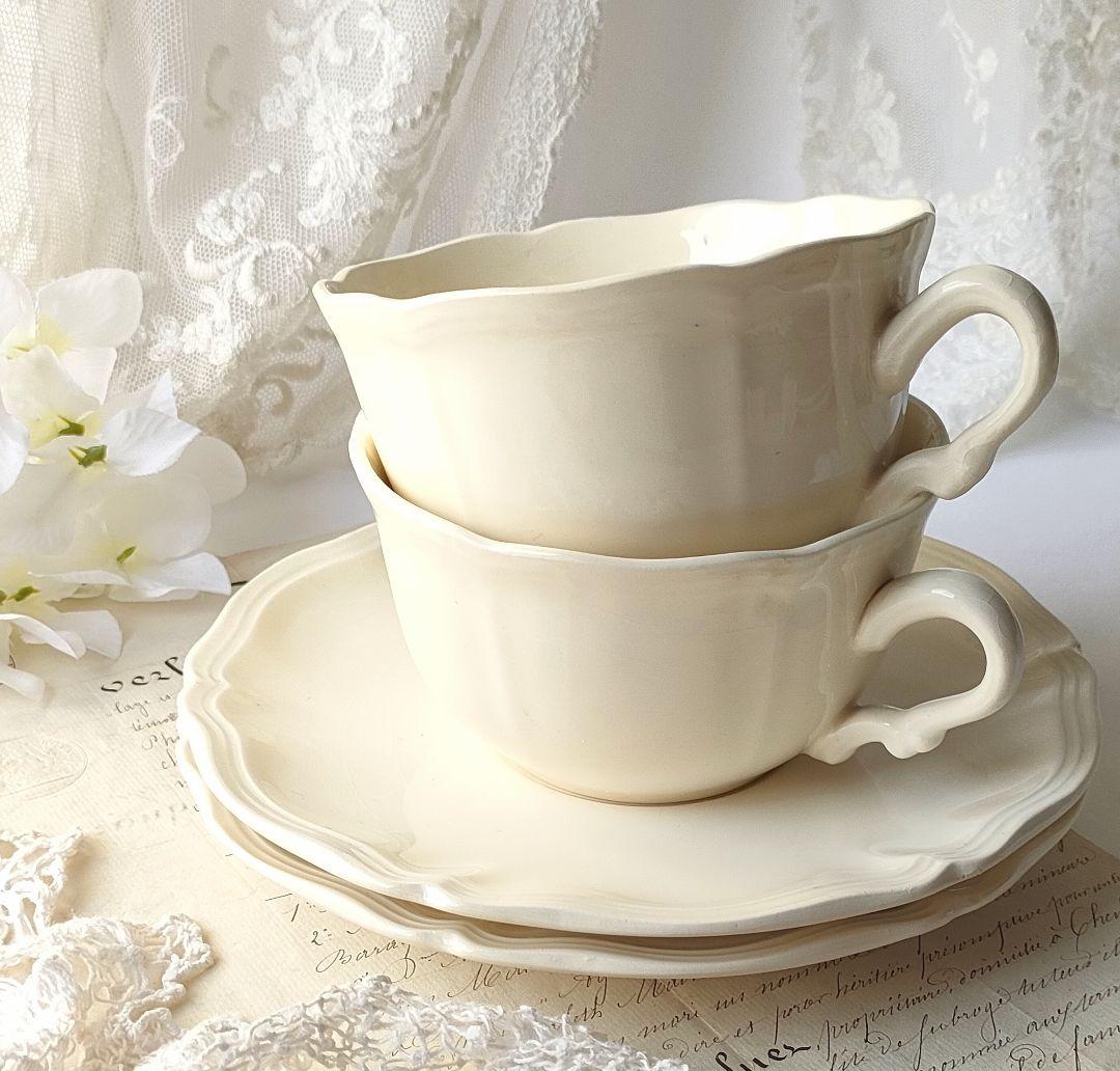 サルグミンヌ　花リム　大きなショコラカップ　２客　フランスアンティーク