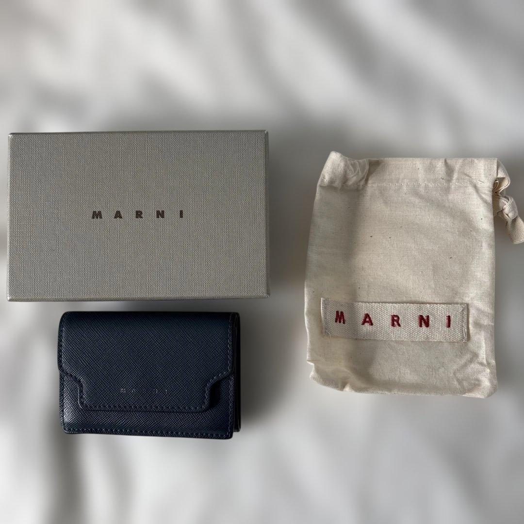 MARNI ネイビー 三つ折り財布　マルニ　レザー