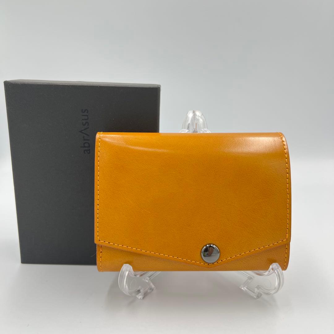 ✨新品未使用品✨現行✨abrAsus waku　いっぱい入る小さい財布　イエロー