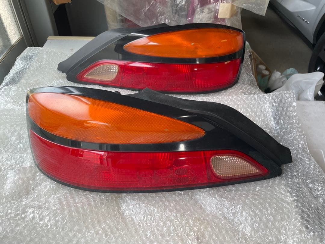 シルビアS15 純正テールランプ　サイドウインカーカバー付き
