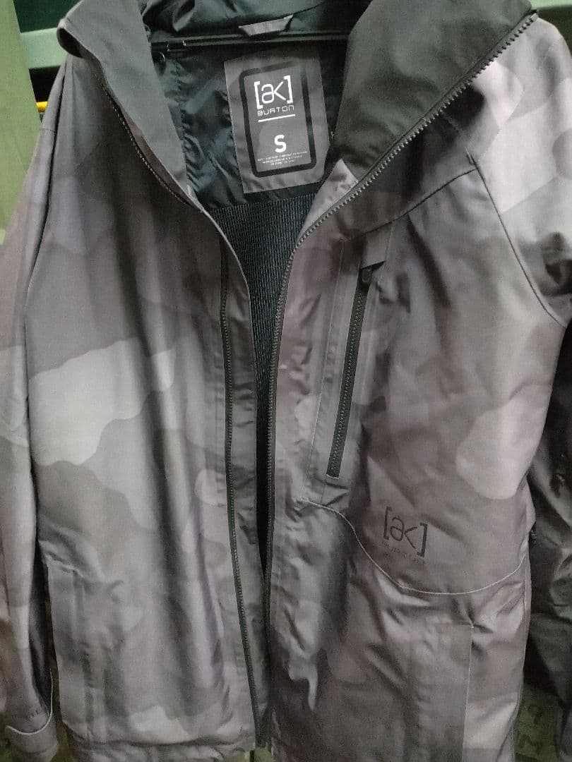 BURTON　A・K（Sサイズ）