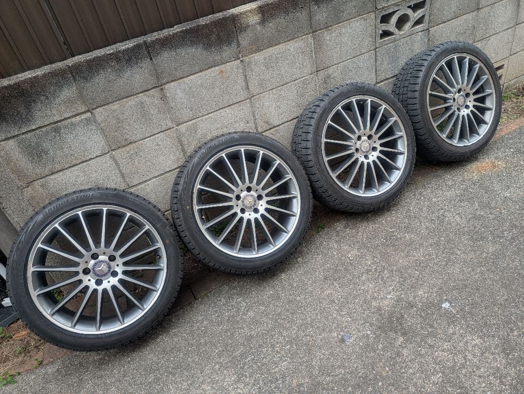 美品程度良好☆245/40R19スタッドレスタイヤ＆ホイール4本Vクラスw639