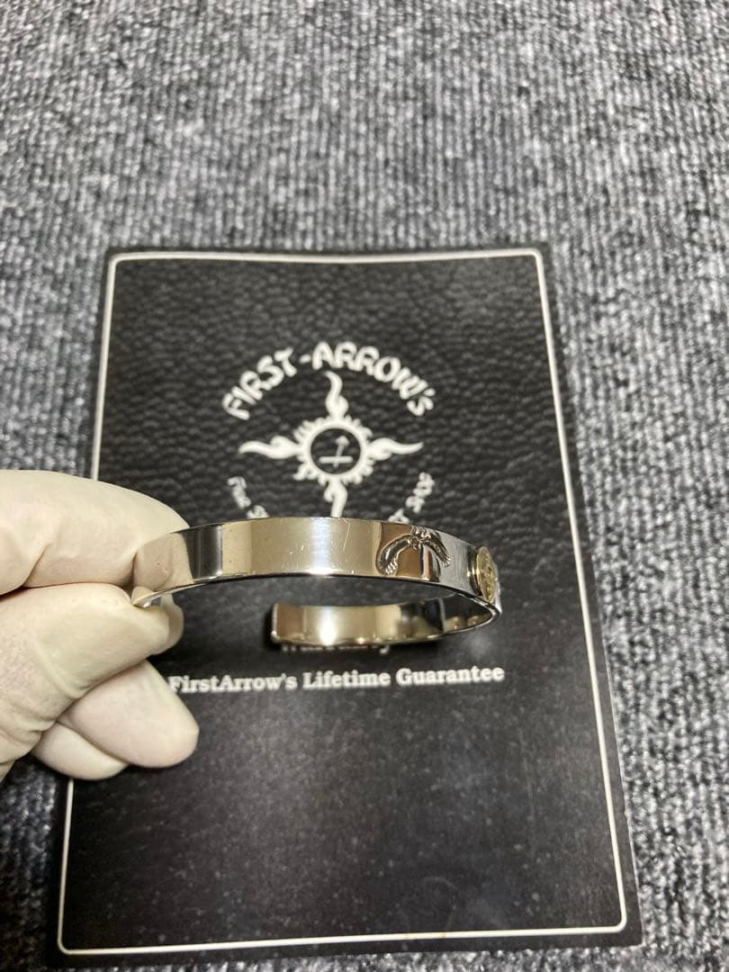 ファーストアローズ　K18付　8mm バングル FIRST ARROW'S