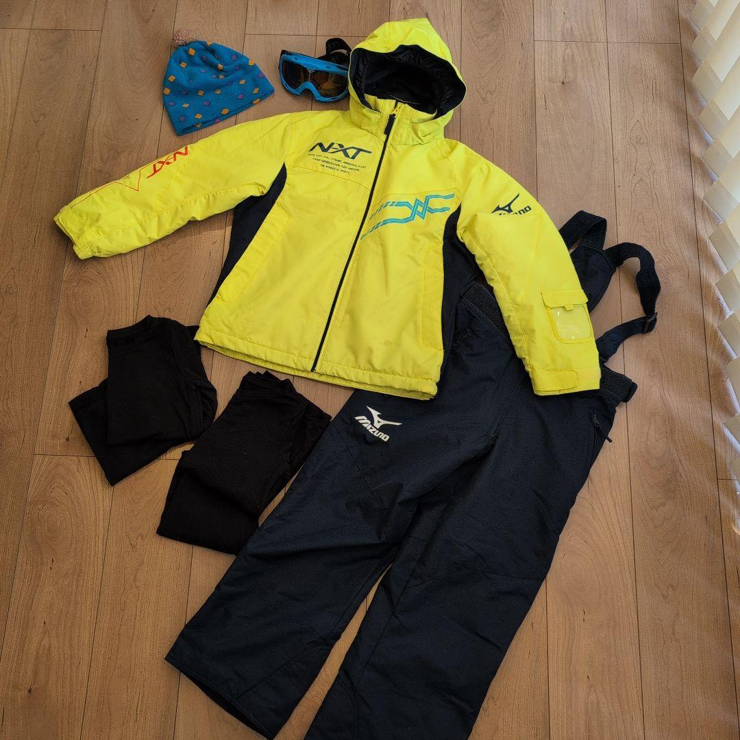 スキーウエア 140cm ミズノ ゴーグル 極暖上下2セット 帽子付き