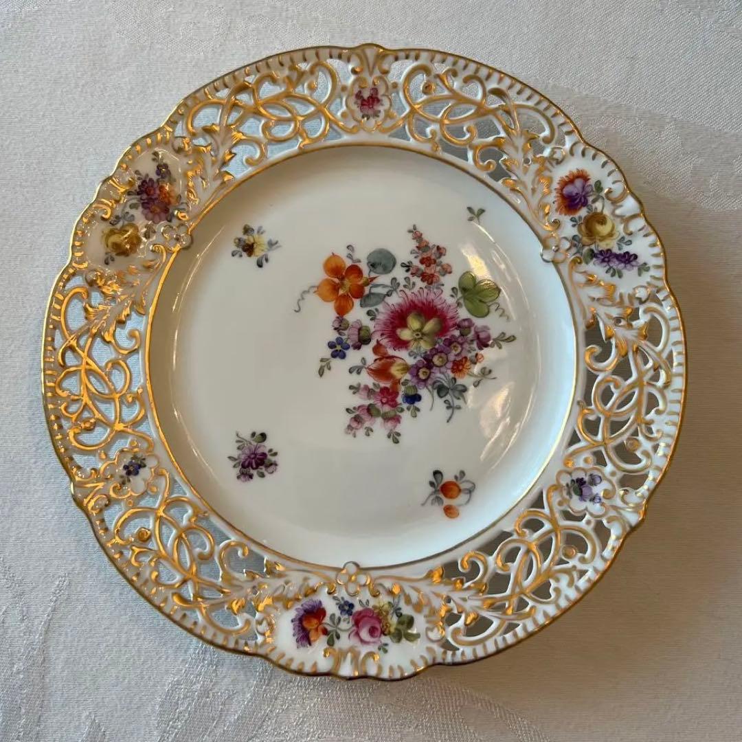 【Herend】 美品　ヘレンド　透かし　金彩　花絵　フラワーブーケ　飾皿