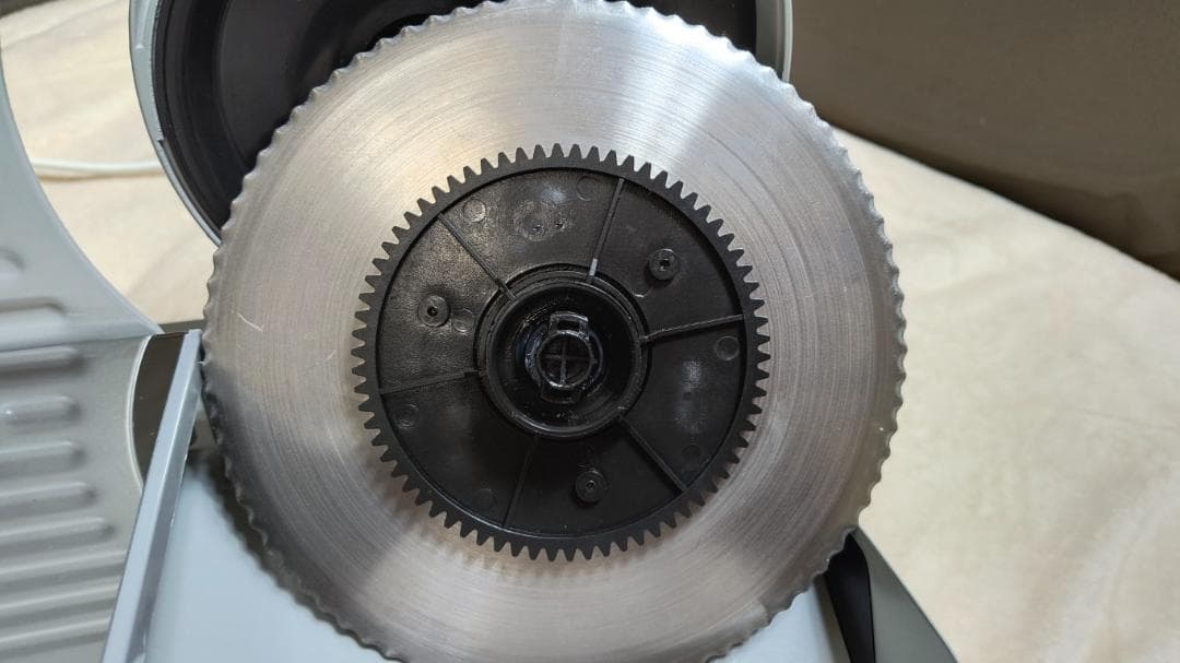 電動フードスライサー　GTM-8626CG