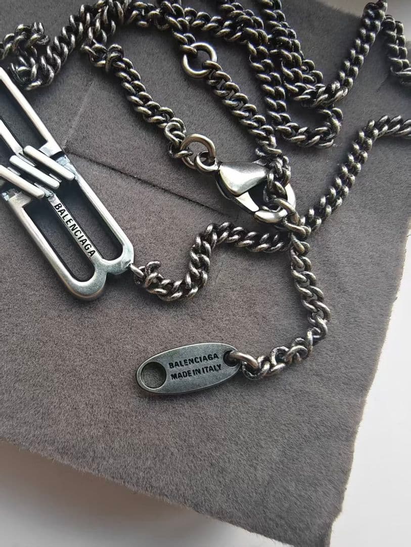 BALENCIAGA バレンシアガ チェーンネックレス メタル製 新品同様