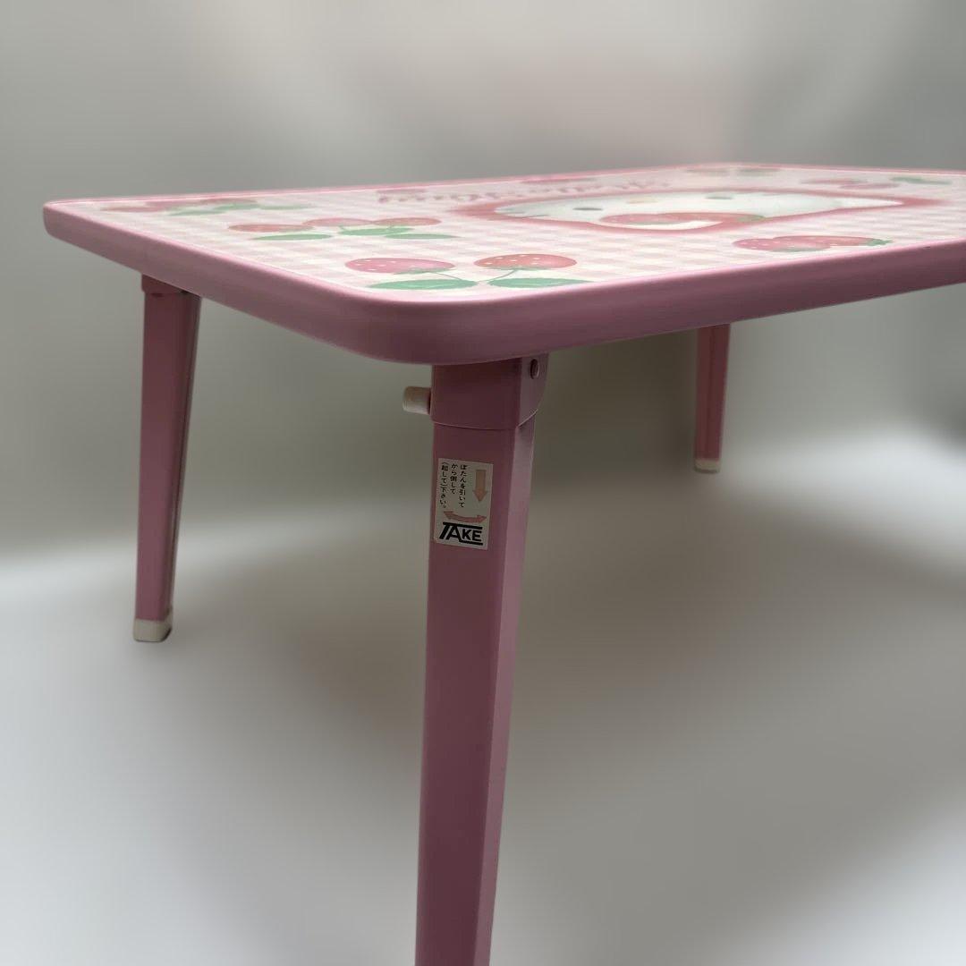 ハローキティレトロ 折り畳みテーブル 野いちご サンリオ 苺