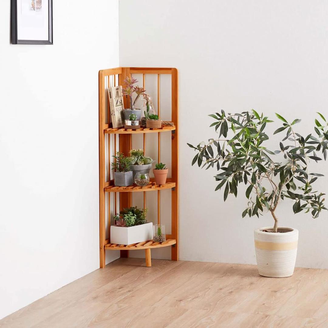 スペース効率的！天然木製コーナーシェルフ