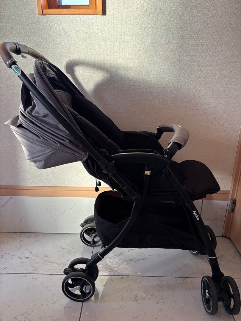 a*a様 Aprica ラクーナクッション　トイザらス購入