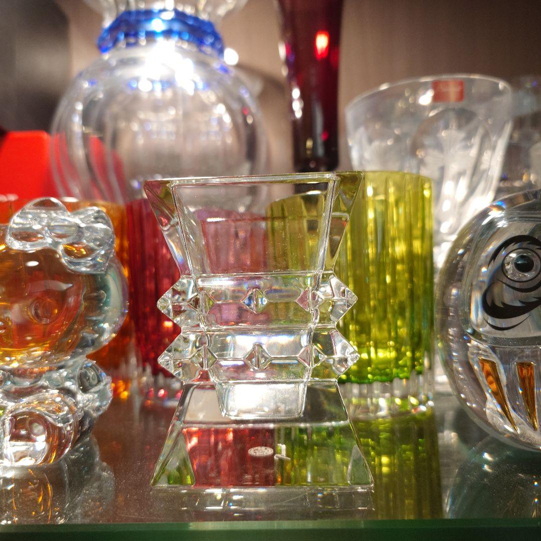 バカラ　コロンビーヌ　花瓶