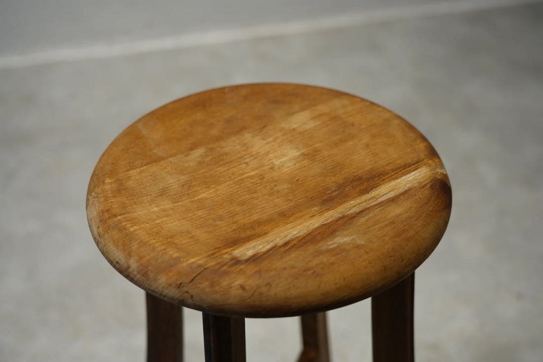 スツール　Japan vintage 古木　アンティーク　木製　レトロ　丸椅子
