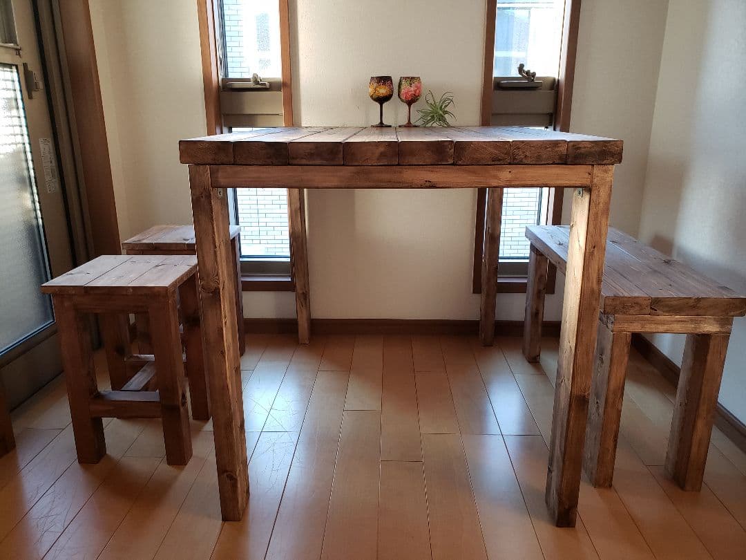 アンティーク　ダイニングテーブル+ベンチ　ウォールナット仕上げ