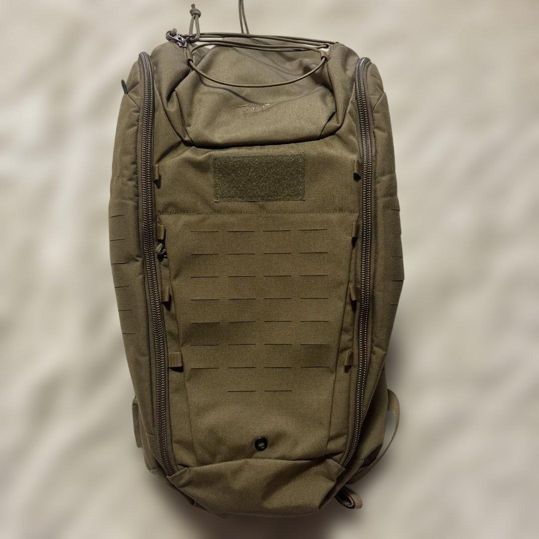 タスマニアンタイガー　バックパック TT モジュラーパック 30L