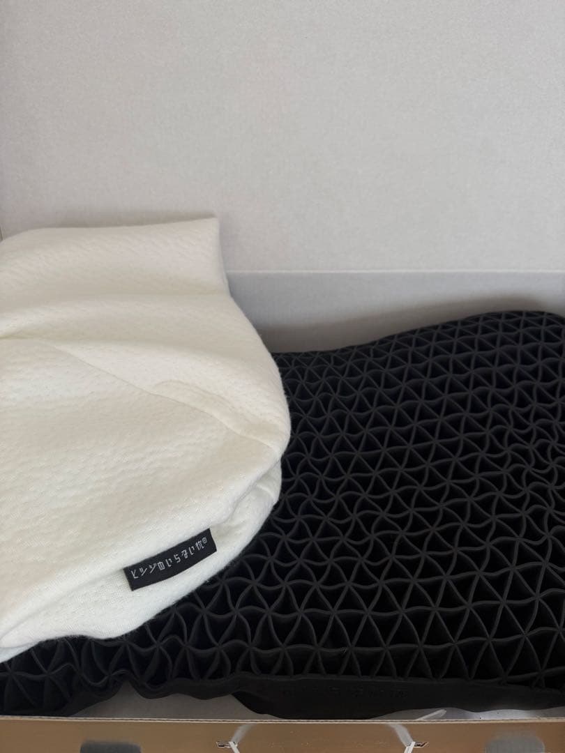 ヒツジのいらない枕・極柔　枕カバー付き