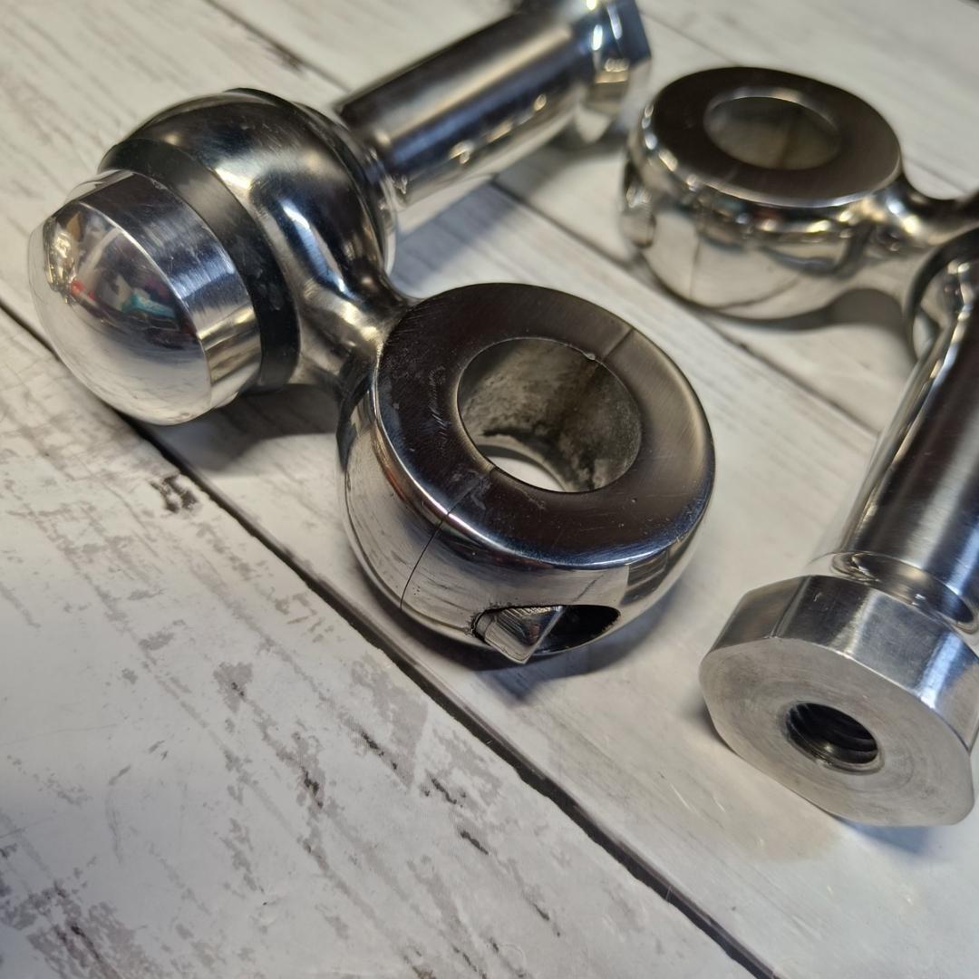 送料無料！ステンレス製ドッグボーンライザー！ハンドルポスト　管03140405