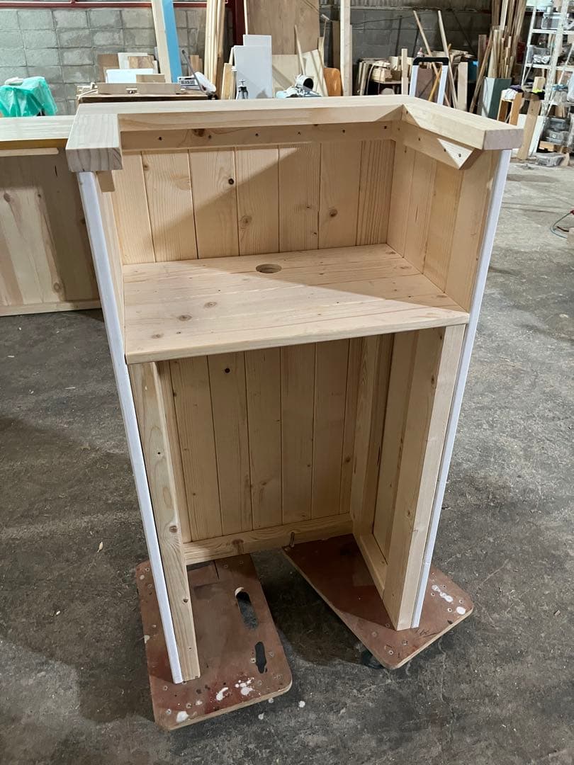 猫ちゃん　割れあり　節抜けあり　現品処分