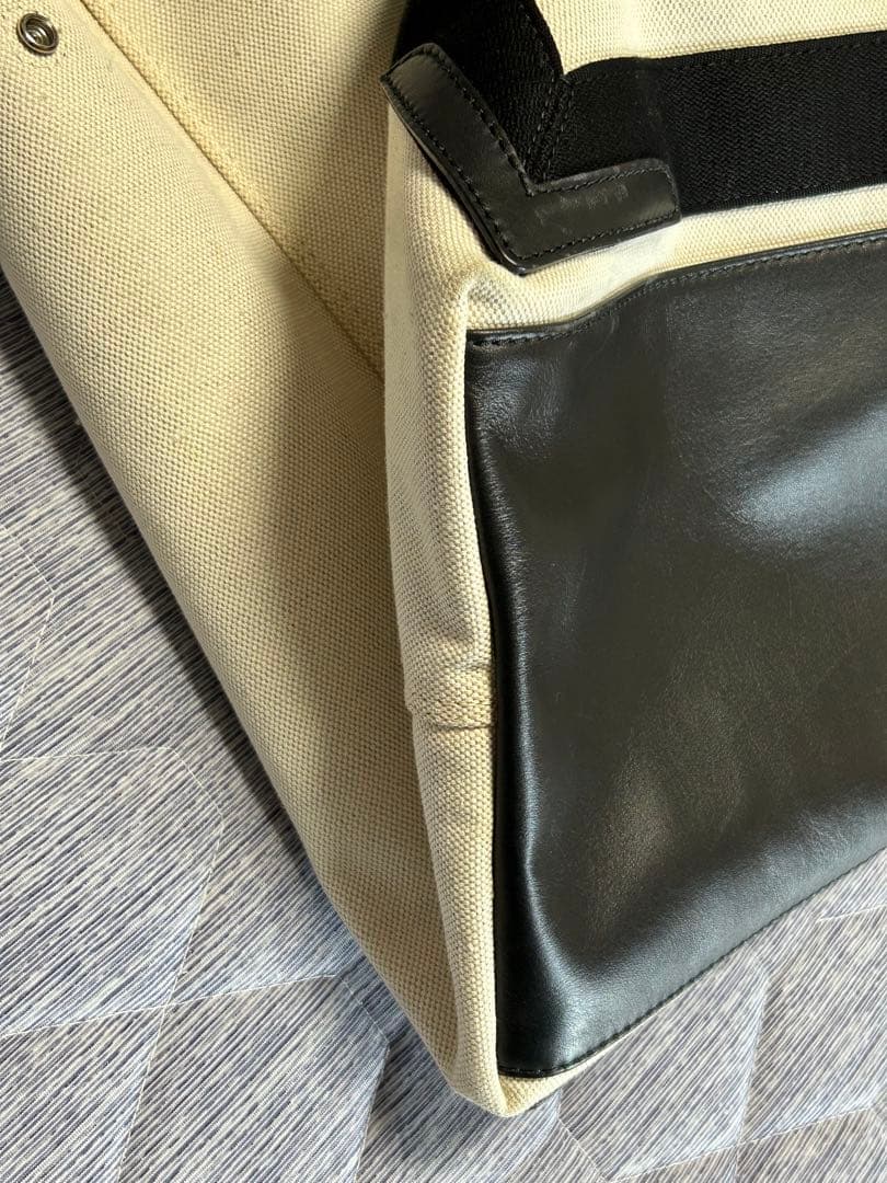 最終セールBALENCIAGAキャンパスMポーチ付き