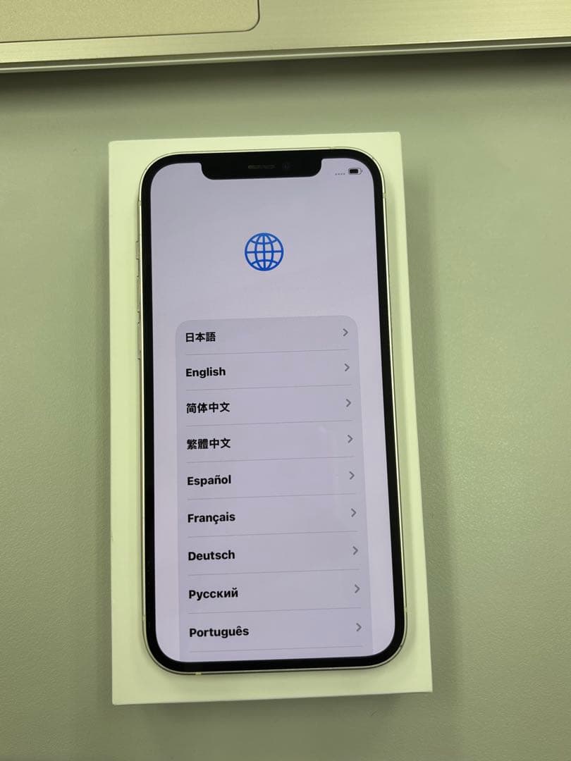 iPhone 本体 12 ホワイト 126GB 状態良好 SIMロック解除済