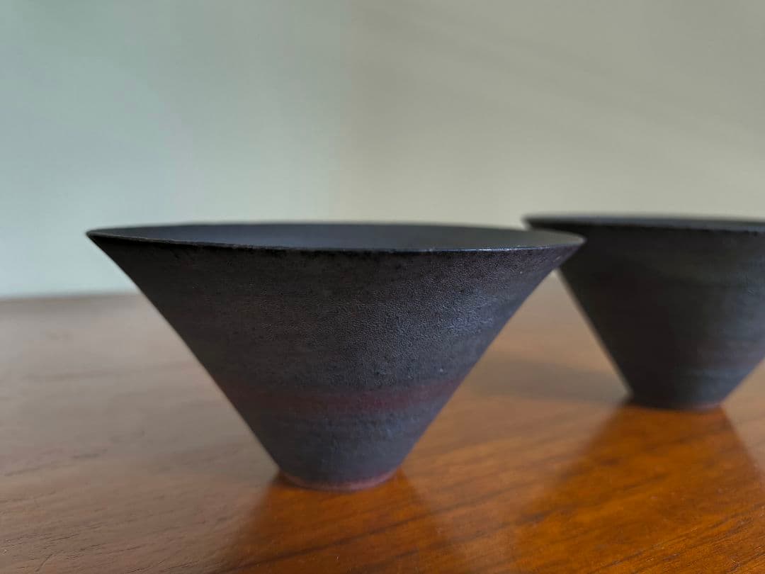 【二階堂 明弘】 錆器 三角碗 2点