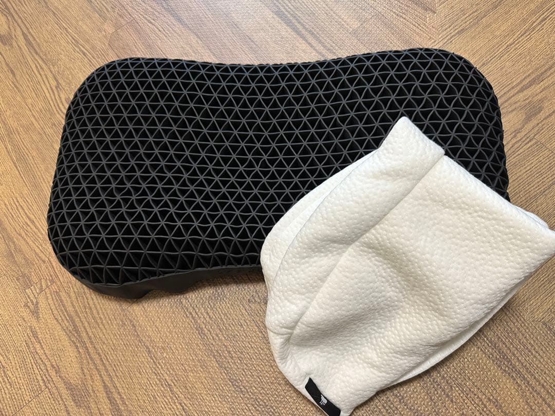 美品　ヒツジのいらない枕　極柔