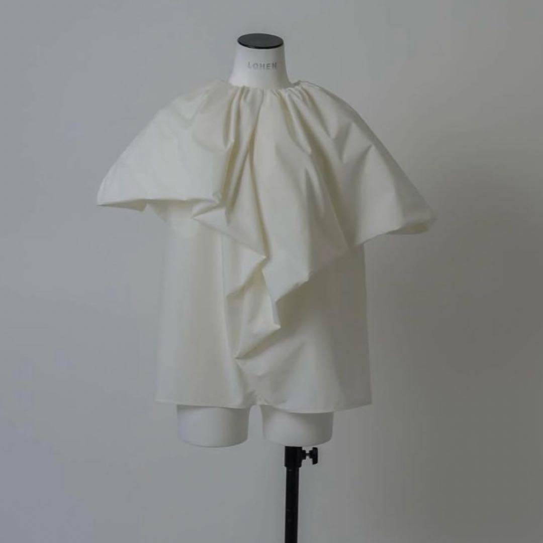 LOHEN ローヘン　バルーンカラーブラウス　ホワイト