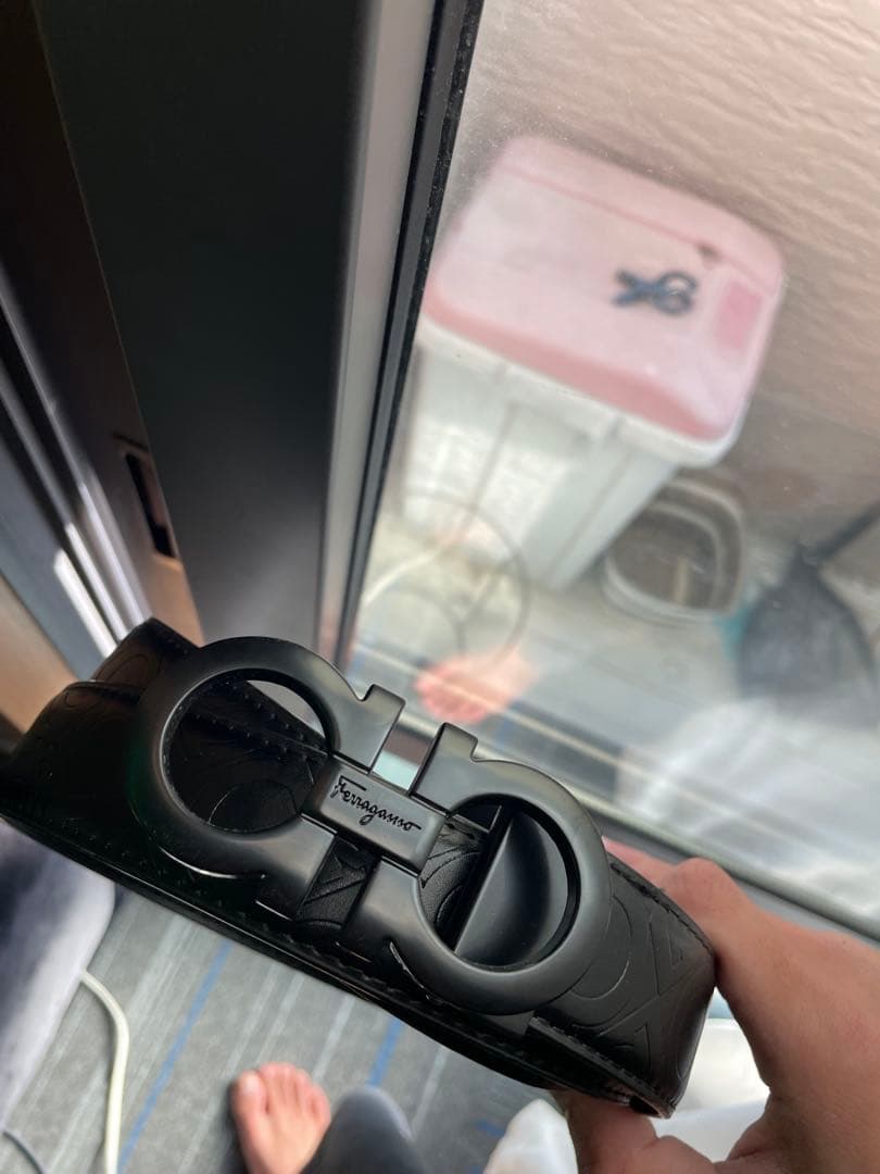 小物 Ferragamo leather big emboss belt