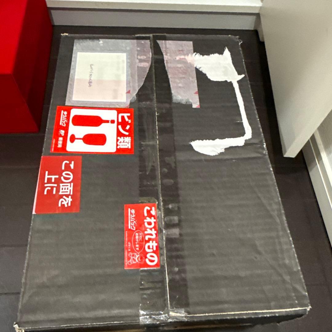 エンジェル シャンパン プラチナ　ヴィンテージ　2004 ケース付き