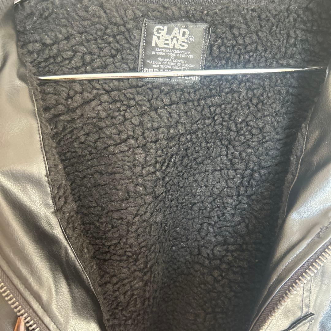 GLAD NEWS フェイクレザージャケット　フード付き