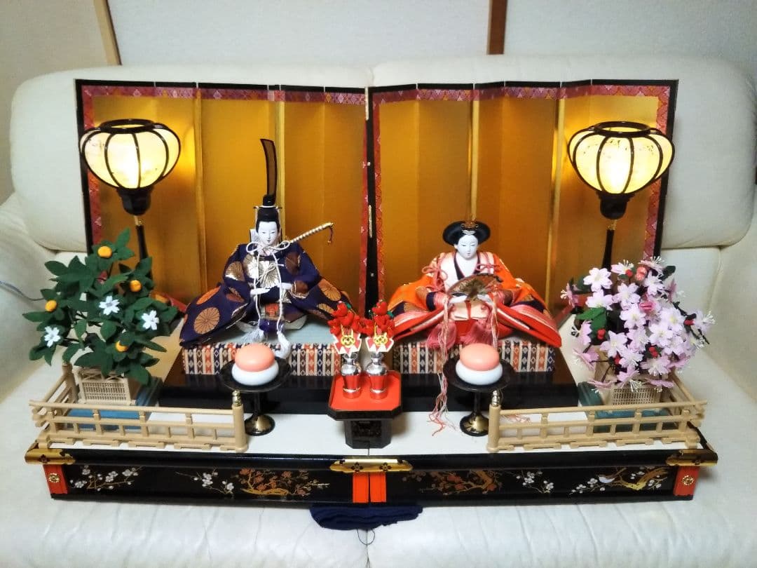 双葉の雛人形