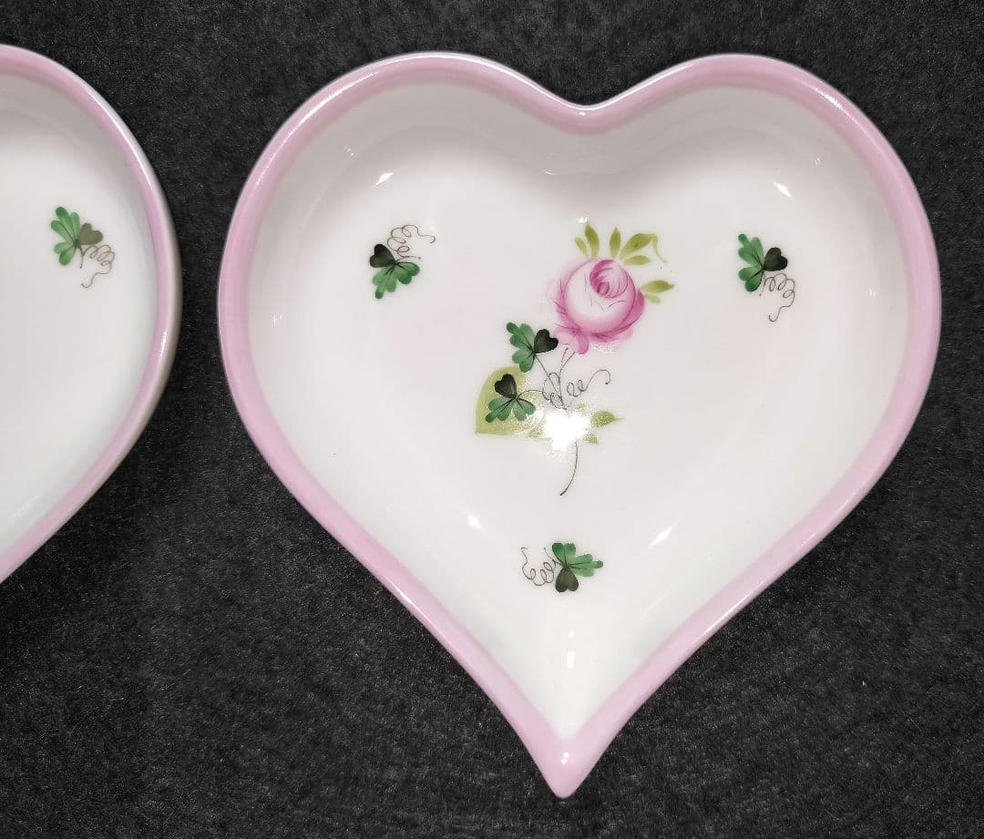 新品2枚【HERENDヘレンド】ウィーンの薔薇 ハート型陶器小皿 豆皿 プレート