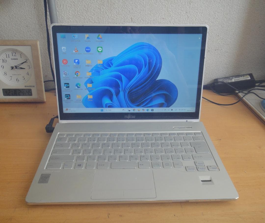 Windowsノート本体 Lifebook SH90/P Windows11/ i5/SSD/5GB