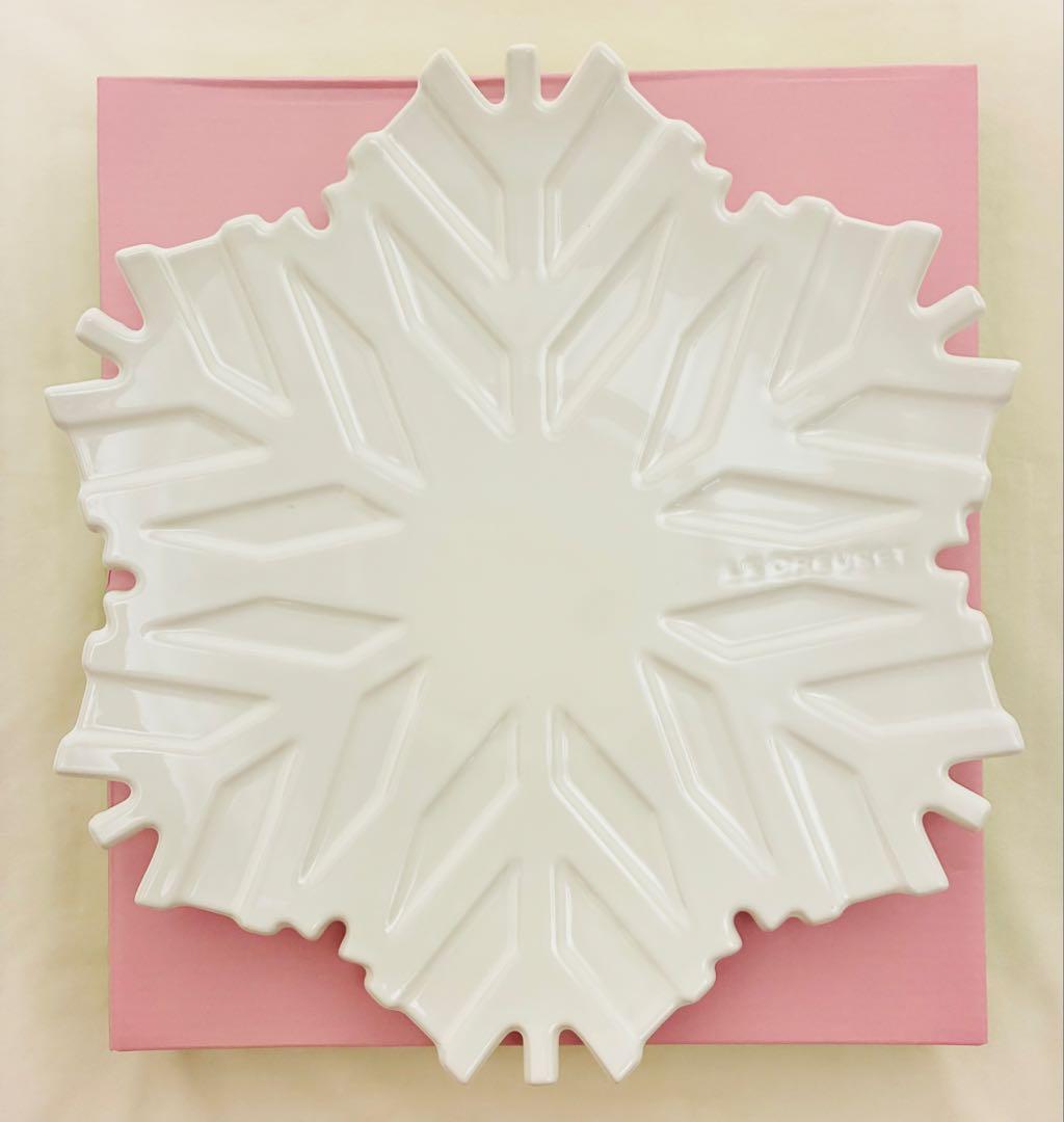 ルクルーゼ　スノーフレークプレート