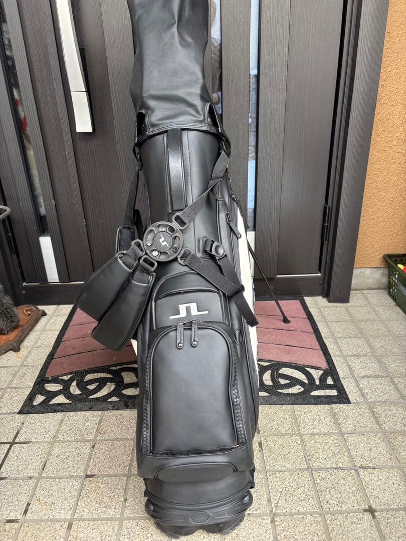 希少J.LINDEBERG vesselコラボキャディバッグ ブラック/ホワイト