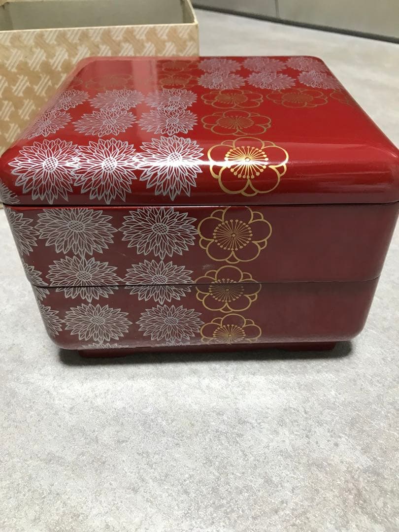 お重3段　漆塗り　重箱