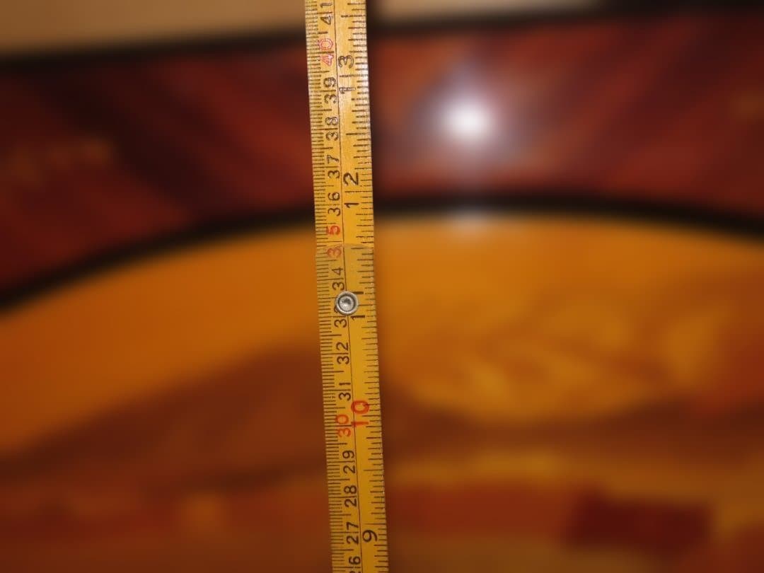 イタリア製の木象嵌（もくぞうがん）の壁掛け飾り