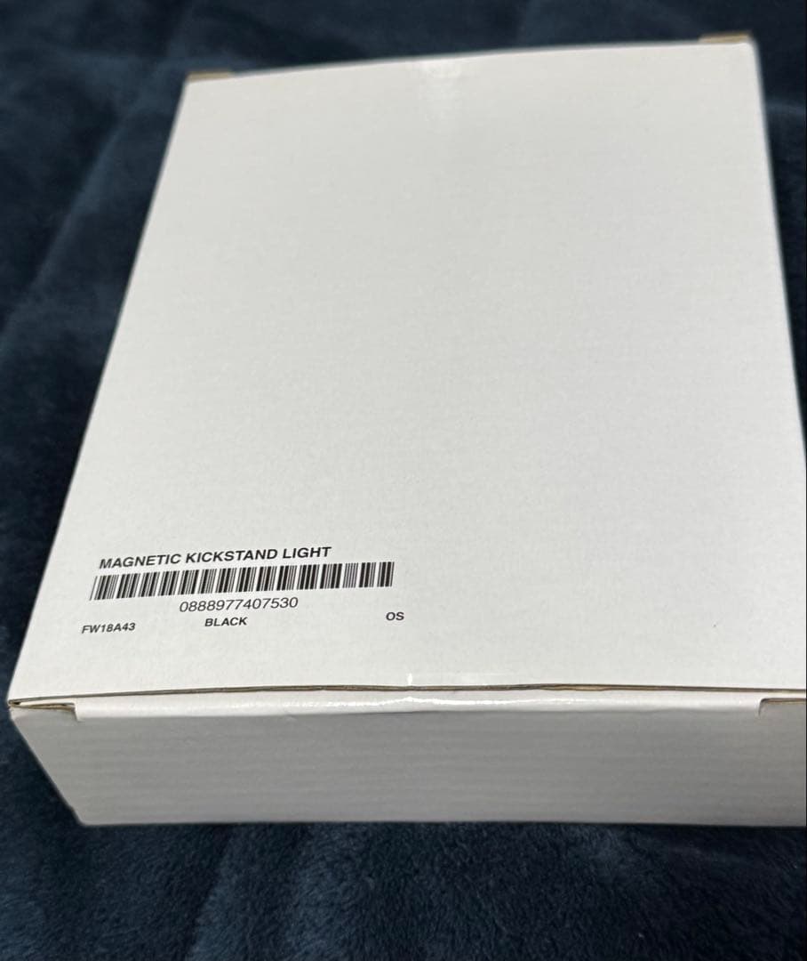 【新品】 supreme magnetic kickstand light 黒
