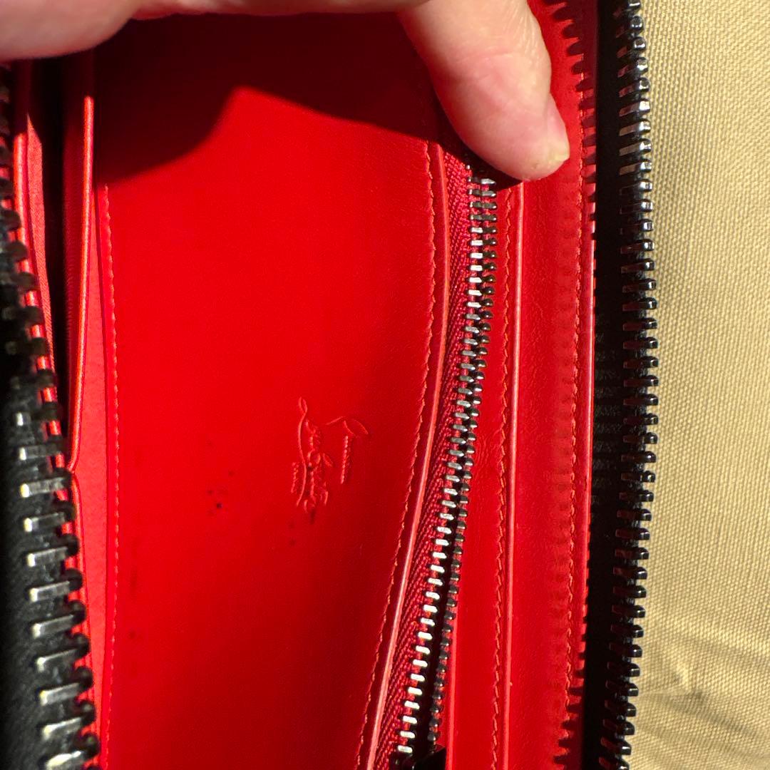 Christian Louboutin 長財布 黒