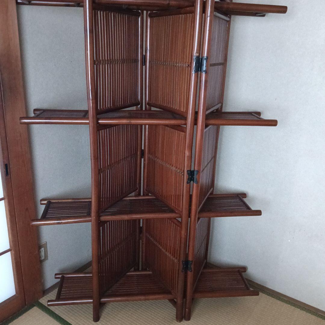 木製ブラウンシェルフ