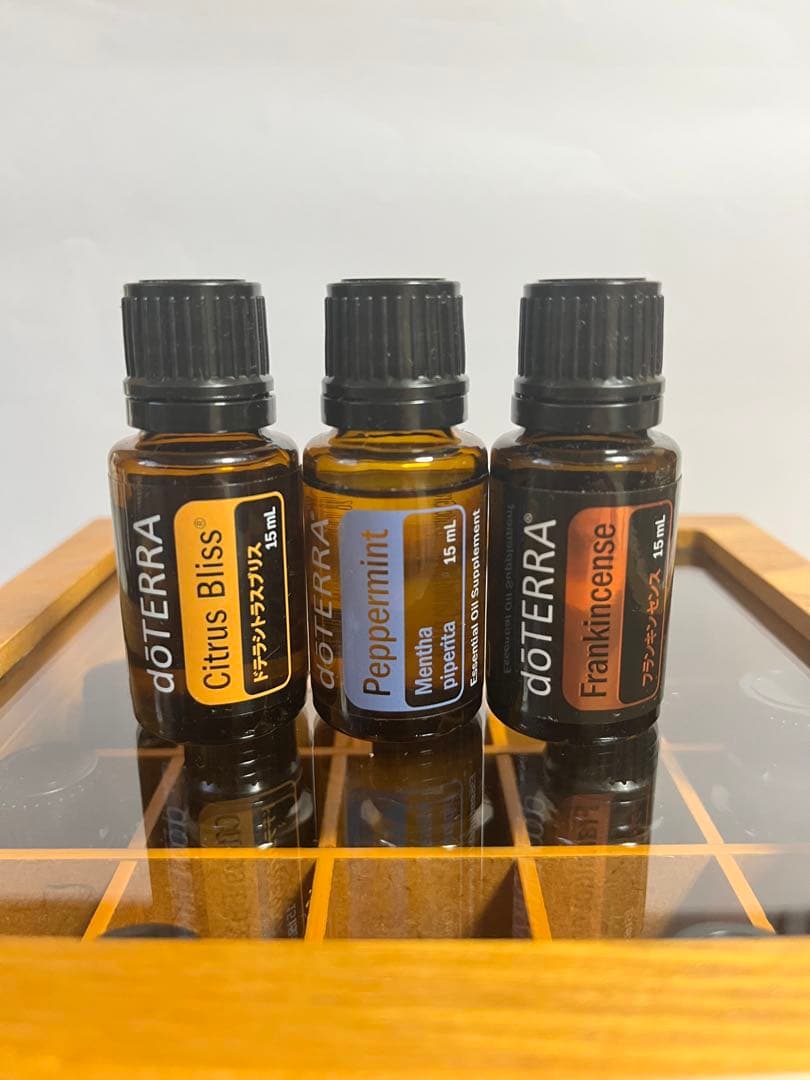 ⭐︎新品未使用⭐︎ ドテラ フランキンセンス15ml 他2本の3本セット+オマケ!!
