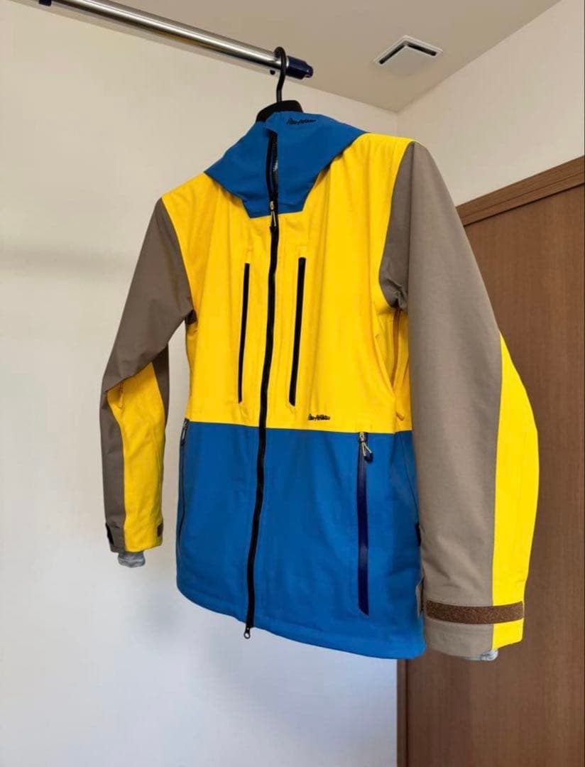 【2回使用】REWスノーボードウェア2025モデル上下セット