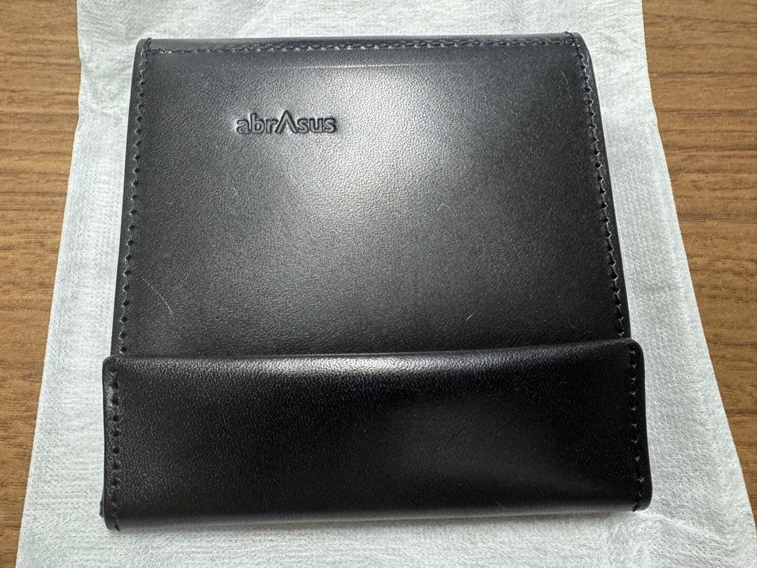 abrAsus ブラック 薄い財布
