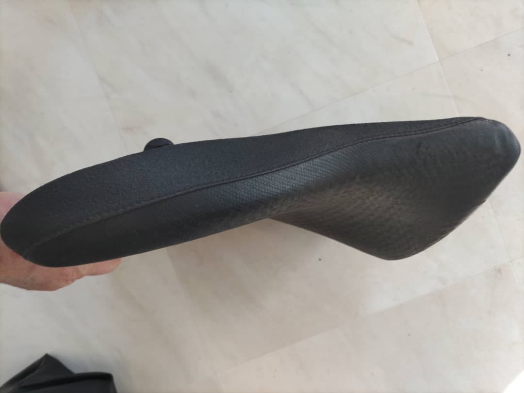 パーツ Yamaha fz1 seat