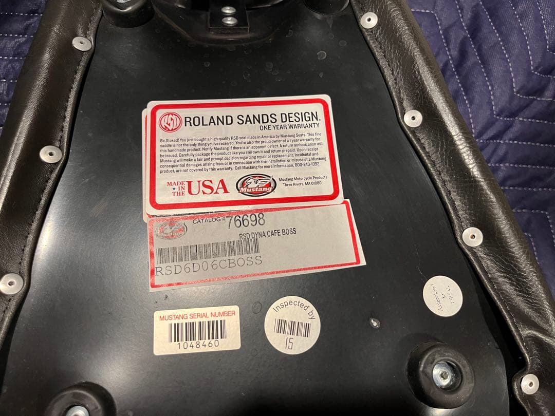 ハーレー シート　RSD