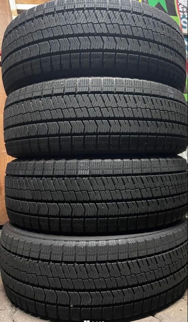 ブリヂストン　 ブリザック　VRX2 225/45R19 4本セット