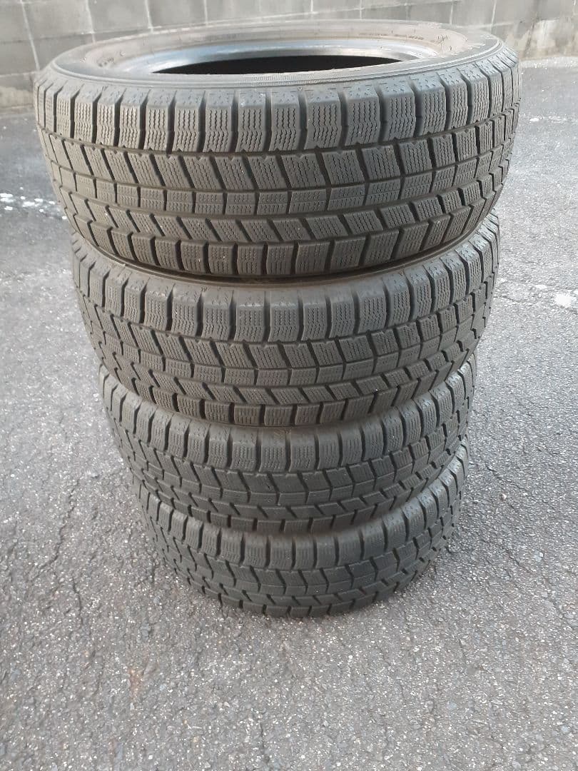 ©*️様 深溝22年 ダンロップ スタッドレスタイヤ 205/60R16インチ