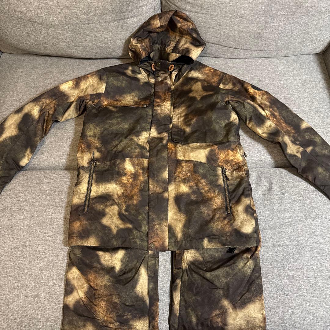 QUIKSILVER スノーボードウェア　セット　カモ柄