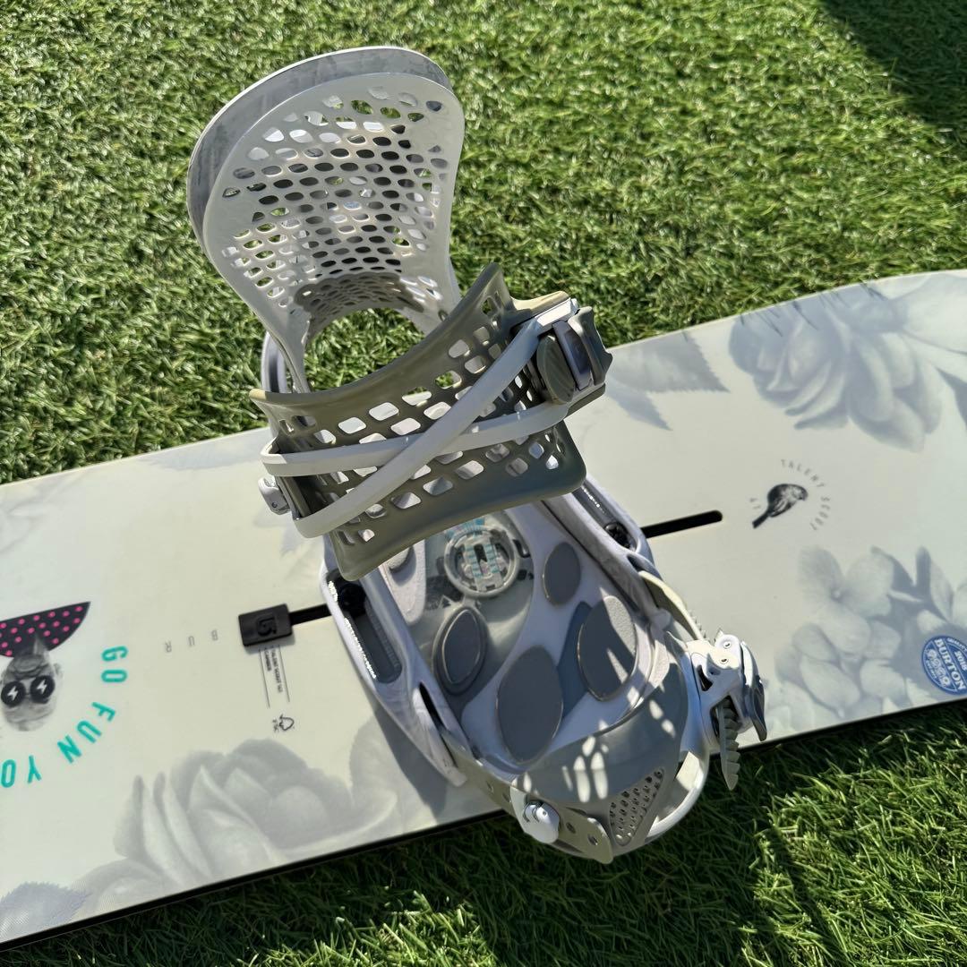 美品　BURTON TALENT SCOUT 141cm ESCAPADEセット