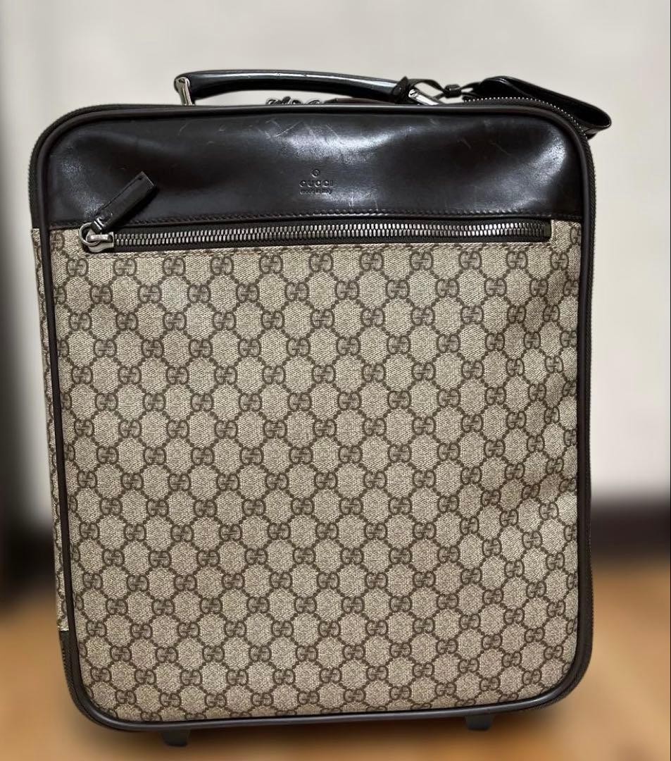 GUCCIキャリーケース